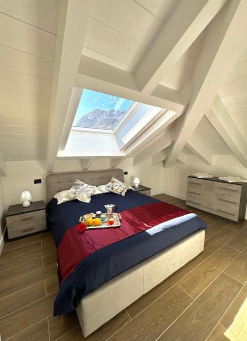 Apt. Aries - Penthouse Menaggio Kültér fotó