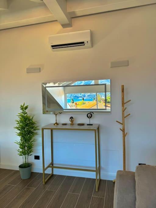 Apt. Aries - Penthouse Menaggio Kültér fotó